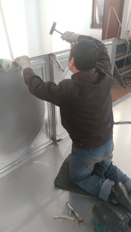 西安鼎興自控工程有限公司不銹鋼水箱項(xiàng)目 西安鼎興自控工程有限公司不銹鋼水箱項(xiàng)目