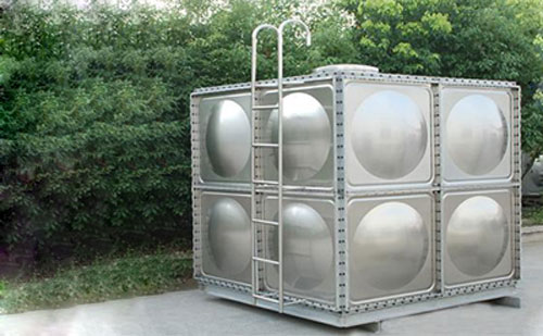 水箱.jpg 水箱.jpg