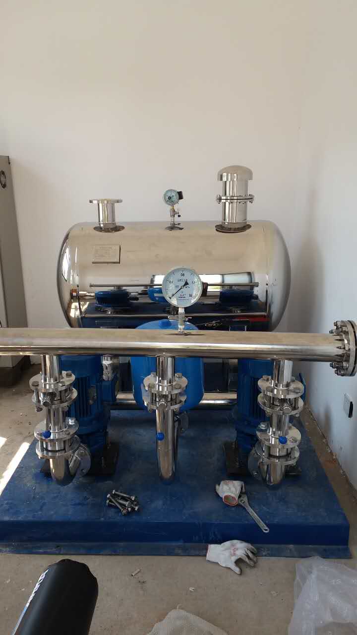 供水設(shè)備 供水設(shè)備