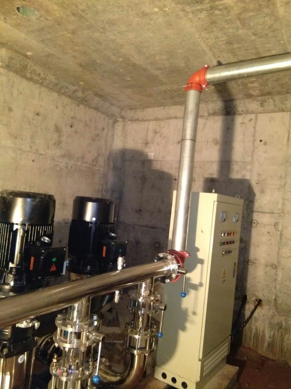 變頻供水設(shè)備安裝一角 變頻供水設(shè)備安裝一角