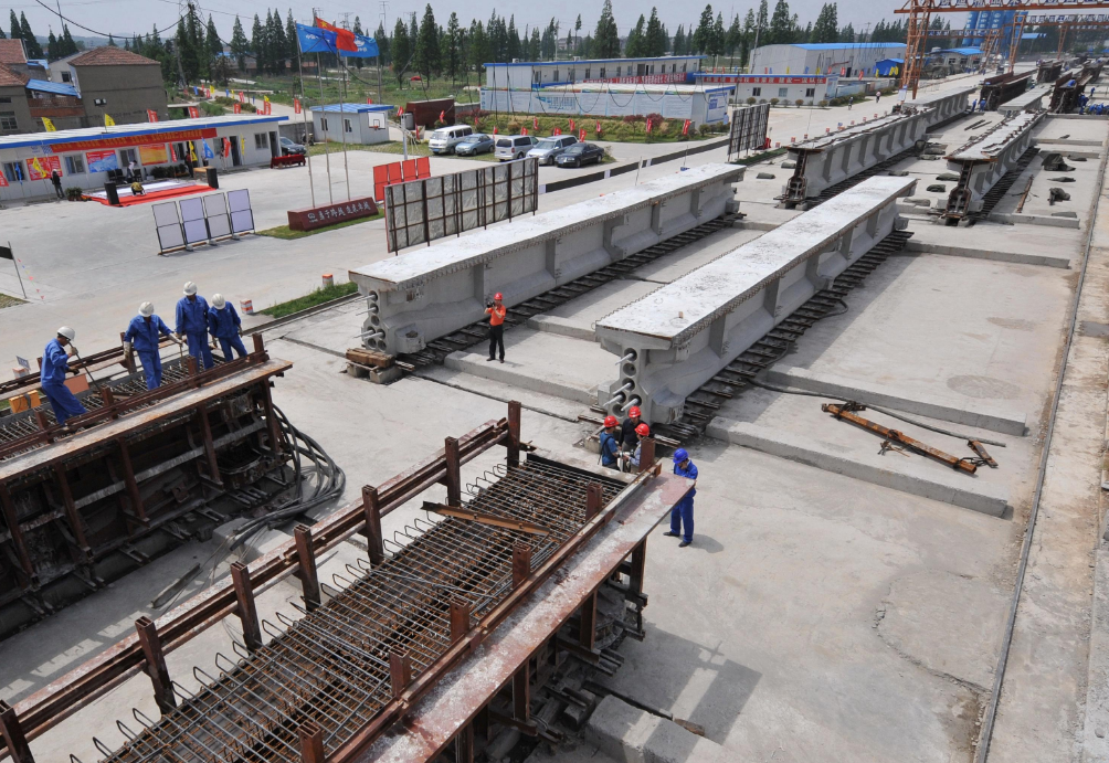 中鐵四局橋梁焊接現(xiàn)場 中鐵四局橋梁焊接現(xiàn)場